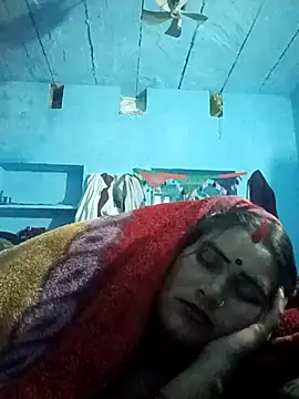 Chinki_pande's cam snapshot