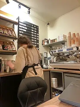 cinnabon_'s cam snapshot