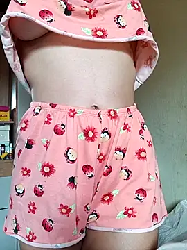 Nandasant09 live sex cam