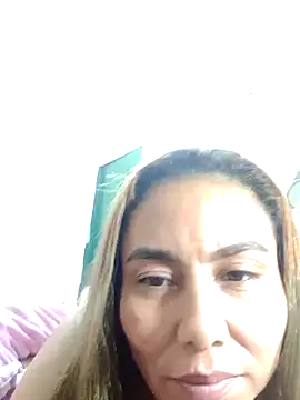 Alice-pink's cam snapshot