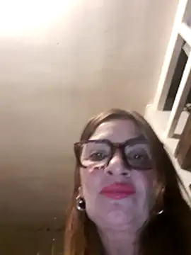 gildamilf live sex cam