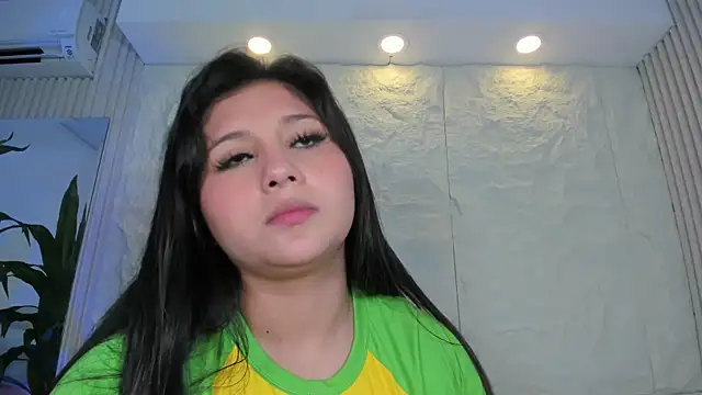 AvyMilton's cam snapshot