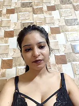 QUEEN-ADITI live sex cam