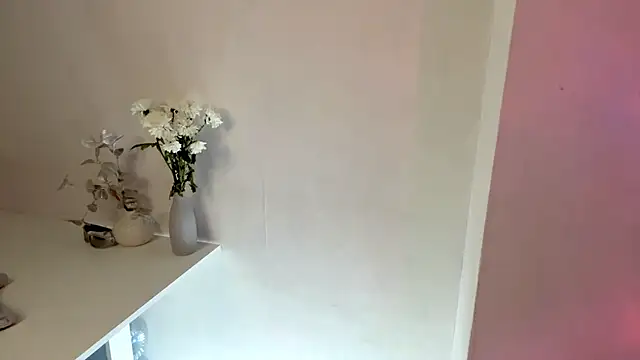 Beautyofnlka live sex cam