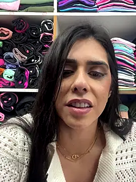 Monahliza live sex cam