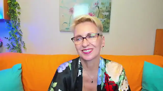 iamyourdream89's cam snapshot