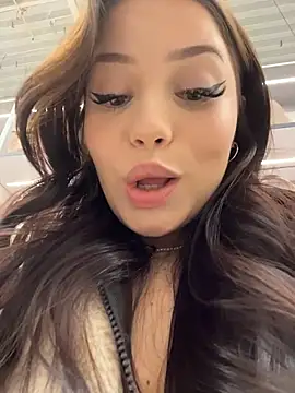 Chloe__Moon live sex cam