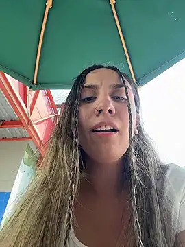 sarah_honey__ live sex cam