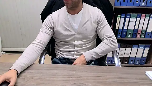 Evasionee live sex cam