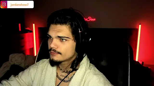 JordanShow live sex cam