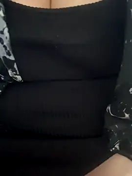 HamileWoman's cam snapshot