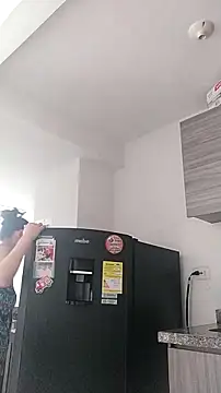 nicolle_milf1978's cam snapshot