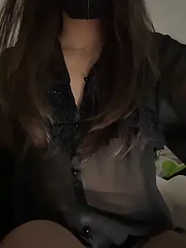 Tieumiu_9x live sex cam