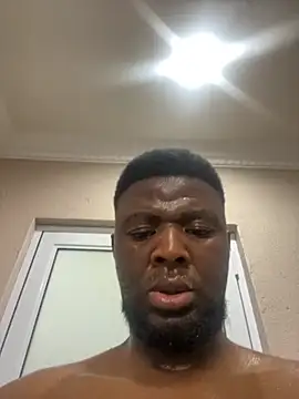 Dynamite_cums_in_size_2's web cam