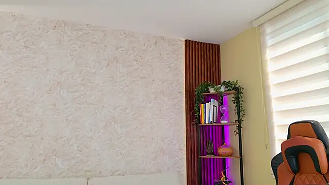 AdanReilly live sex cam