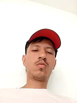 BumblingBimetal's cam snapshot