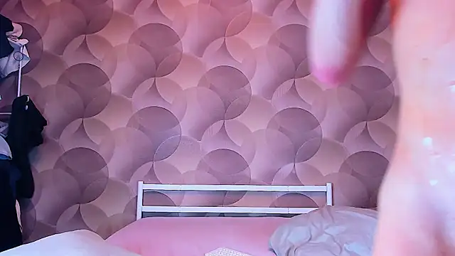 Ian_Flor's cam snapshot