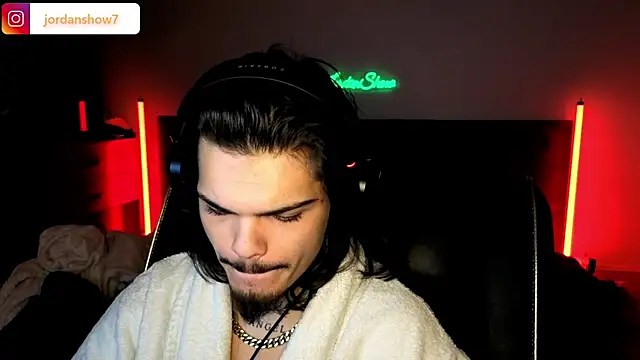 JordanShow's cam snapshot