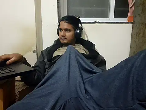 young-hairy-jon's cam snapshot