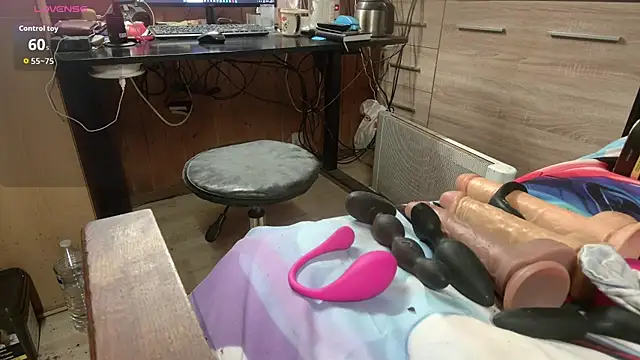 misteryman1956's cam snapshot