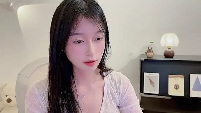 Onechestnut's cam snapshot