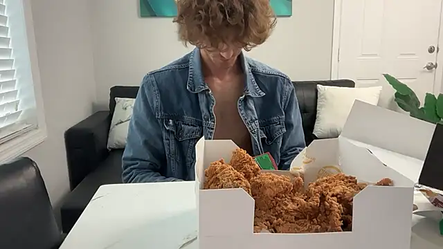 greekmythics's cam snapshot