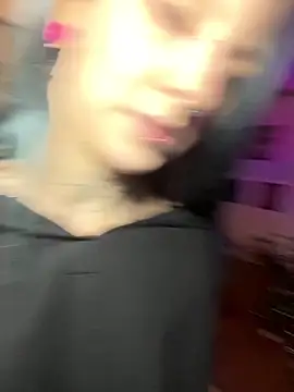 Miiaaa- live sex cam