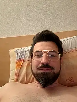 babayaga40's cam snapshot