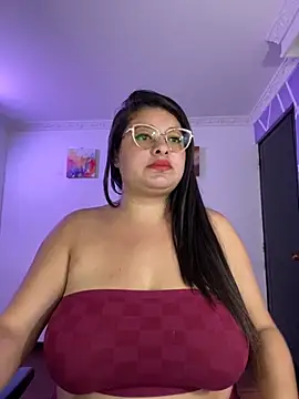 MiiaaJoness live sex cam