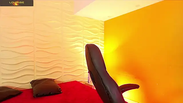 EvaaFoxxy1 live sex cam