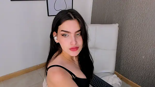 Alexa_Thaylor_ live sex cam