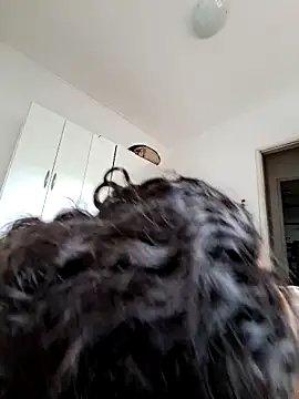 GroovyBlossom live sex cam