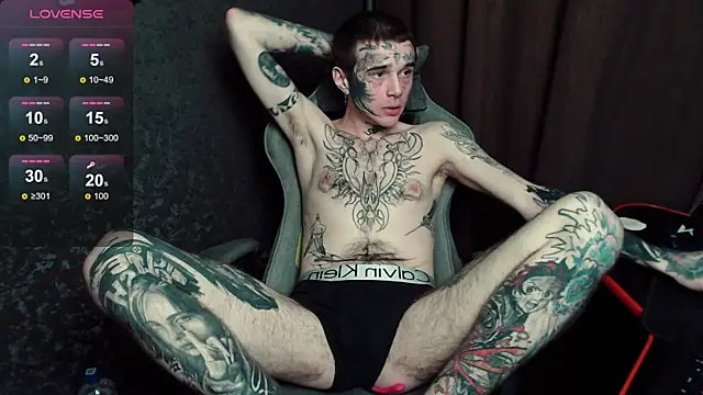 lonelycrystal live sex cam