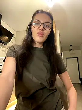 little_belucci live sex cam