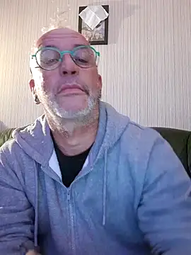 Ptitcouic live sex cam