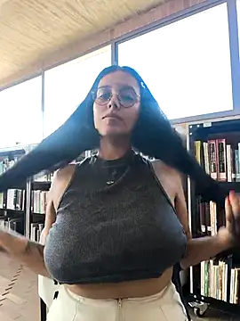 Annya-sweet live sex cam