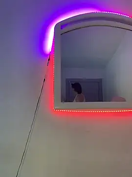 La-Gatiita-trans live sex cam