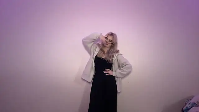 KarissaBoisse live sex cam