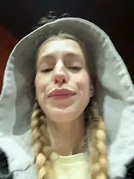 kira_mia's cam snapshot