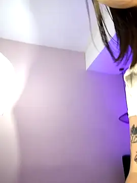 Annie_Petters's cam snapshot