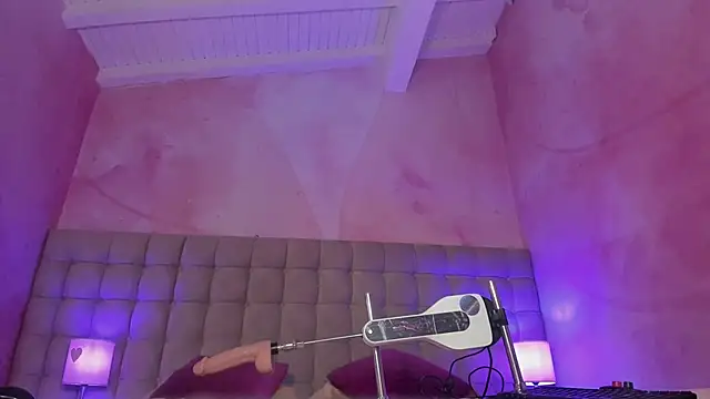 Agnesrocuzzo's cam snapshot