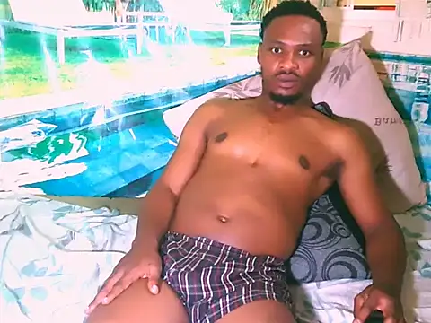 EbonyTiger69's cam snapshot