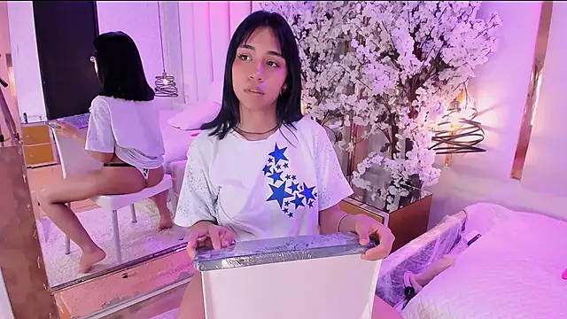 Dojameow1's cam snapshot