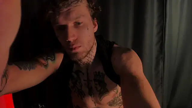 Huntall77's cam snapshot