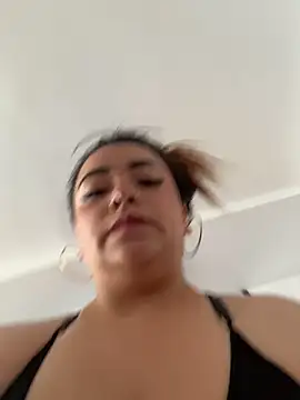 Tatiana_O live sex cam