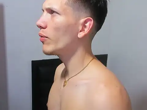 kevinkewman live sex cam