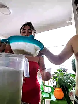 ManuelaVeelez live sex cam