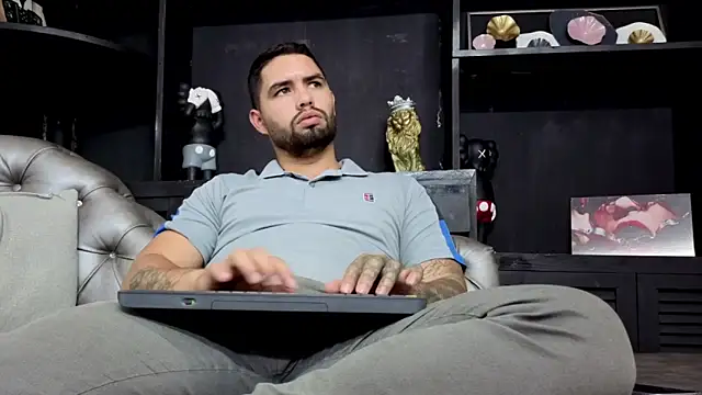 matteosantos live sex cam