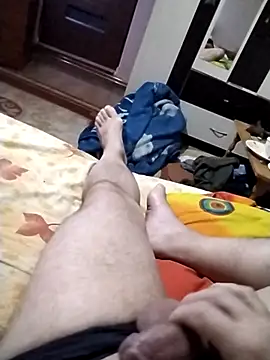 nudistu021's cam snapshot