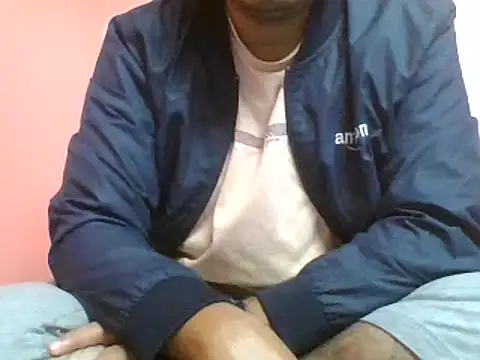 naughtymike0007's cam snapshot